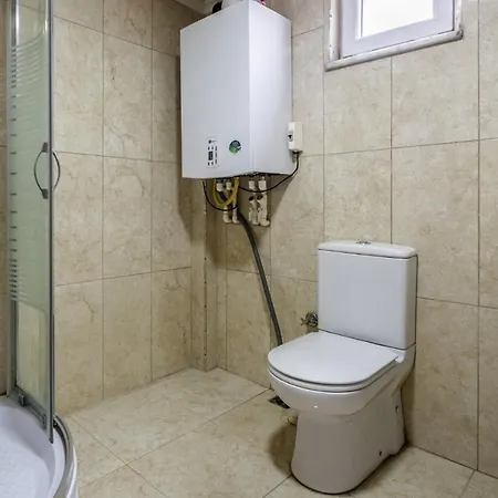 Fully Furnished Flat With Terrace In Atasehir *